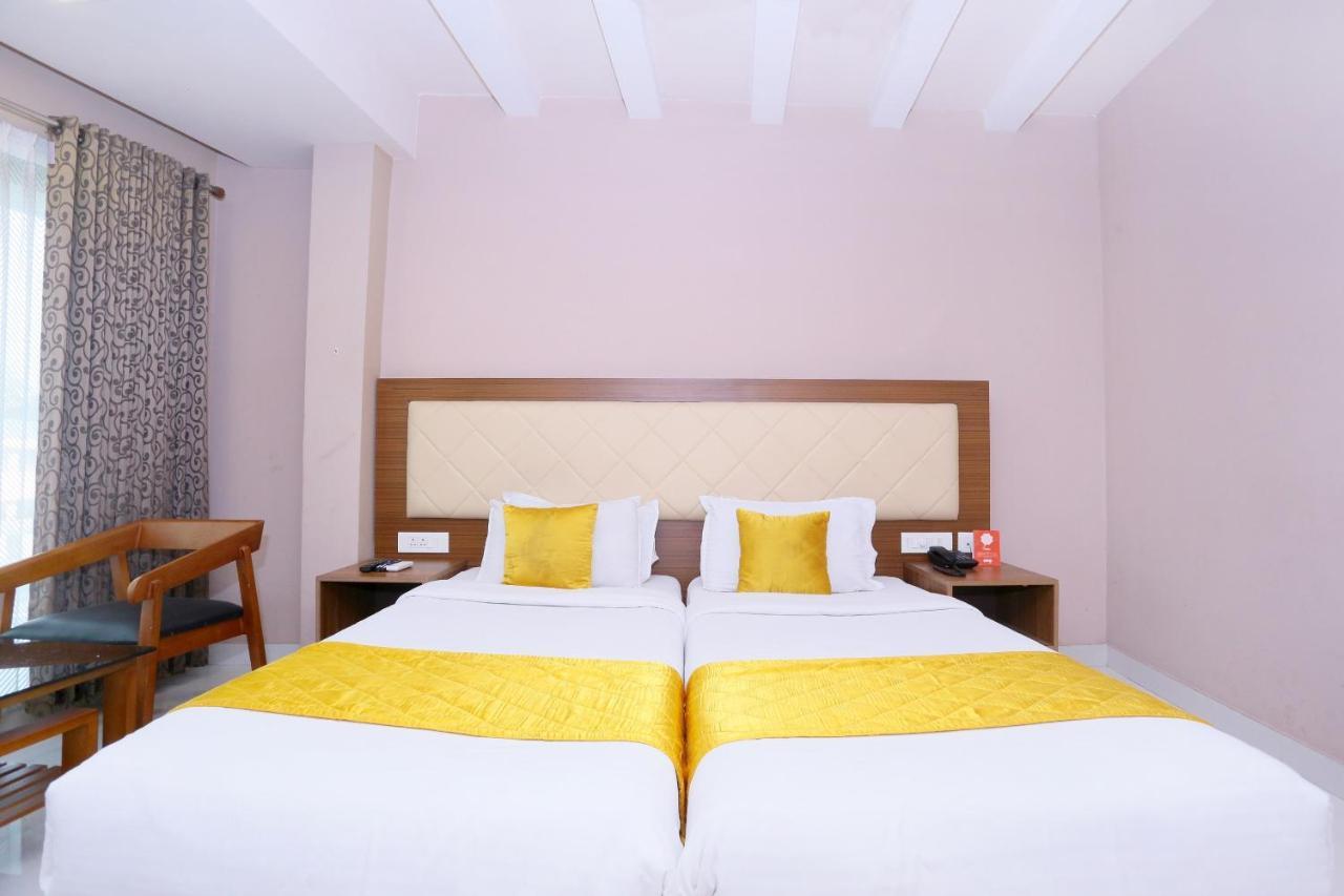 Oyo Flagship 25093 Hotel Thamam Kochi Екстериор снимка